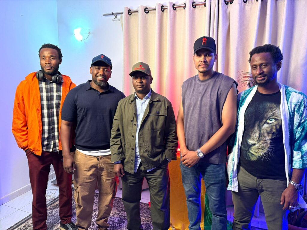 527448692_1311178623712945_780609737473769800_n-1024x768 Banlieuz’art : le duo à nouveau réuni pour un projet inédit, sous l’impulsion du ministre Moussa Moïse Sylla