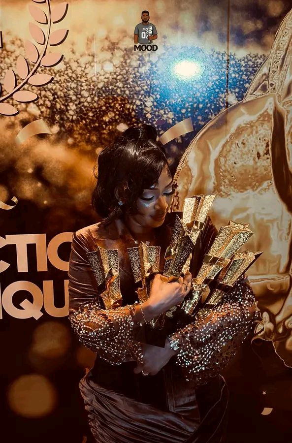 596292915_879238674630520_7283483579970123247_n VDMG 2025 : Djelykaba Bintou domine la 7ᵉ édition avec cinq distinctions