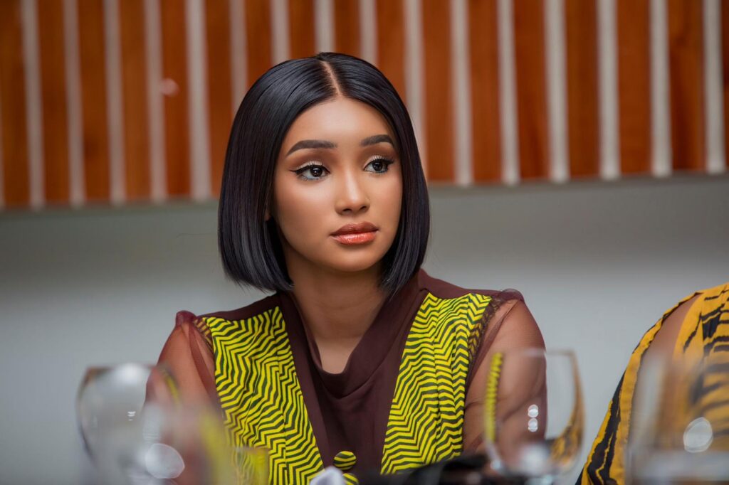 2ffe5e27-b141-4a6c-b336-871306802284-1024x682 FEMINIA D’OR 2026 : Mariama Daff honorée pour son leadership et son action sociale