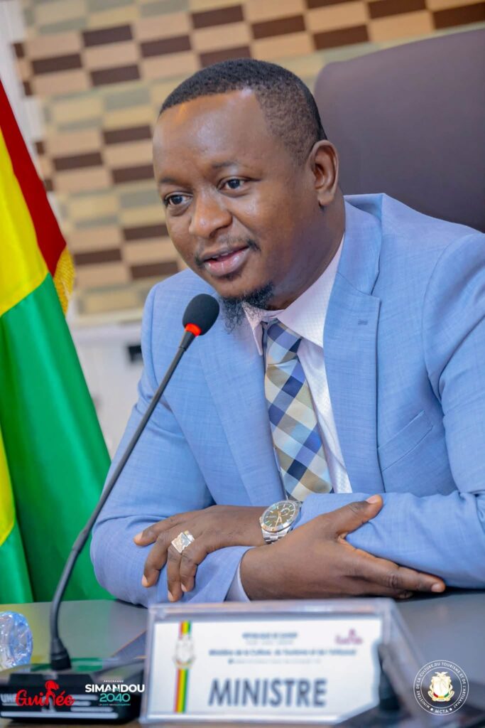 IMG_2702-683x1024 Guinée : le ministère de la Culture prépare l’application du nouveau Code du tourisme
