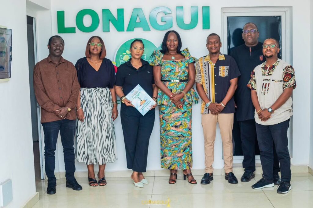 WhatsApp-Image-2026-10-09-at-16.41.36-1024x683 Miss Guinée 2026-2027 : le COOMISGUI et la LONAGUI renouvellent leur partenariat